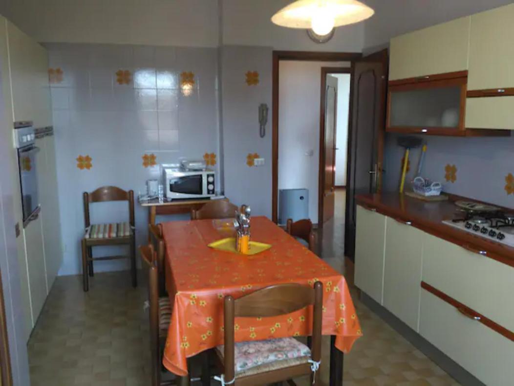 Attico Nel Borgo Apartment Torri Del Benaco Exterior foto