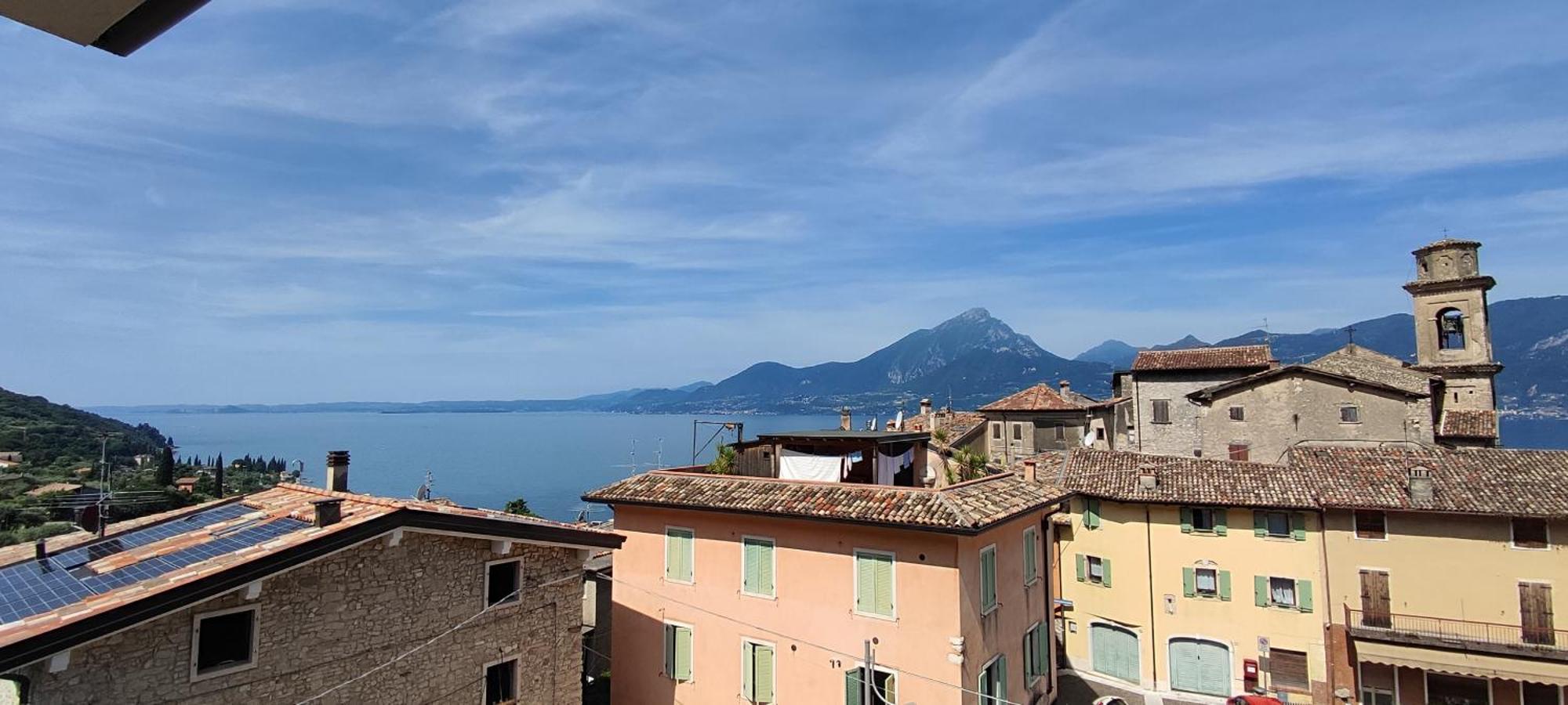 Attico Nel Borgo Apartment Torri Del Benaco Exterior foto